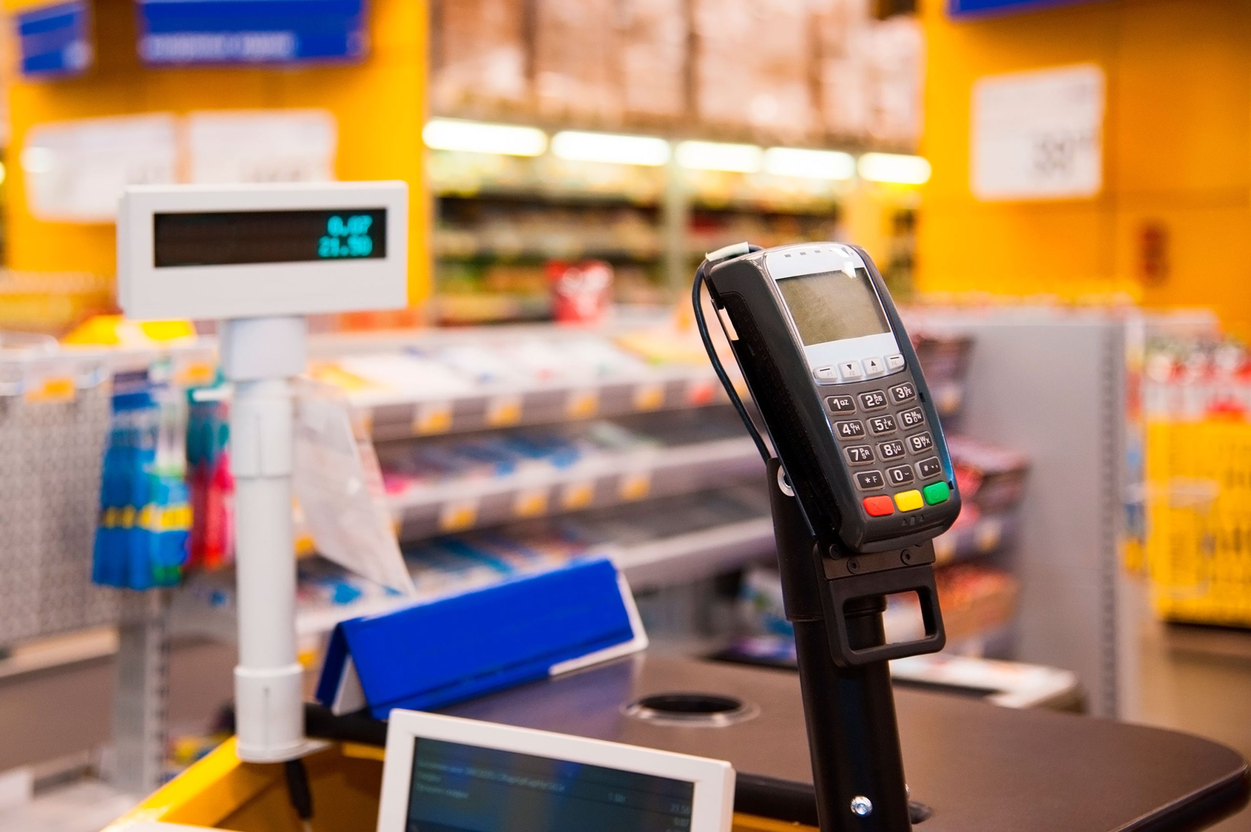 comuns na gestão de cartões em supermercados